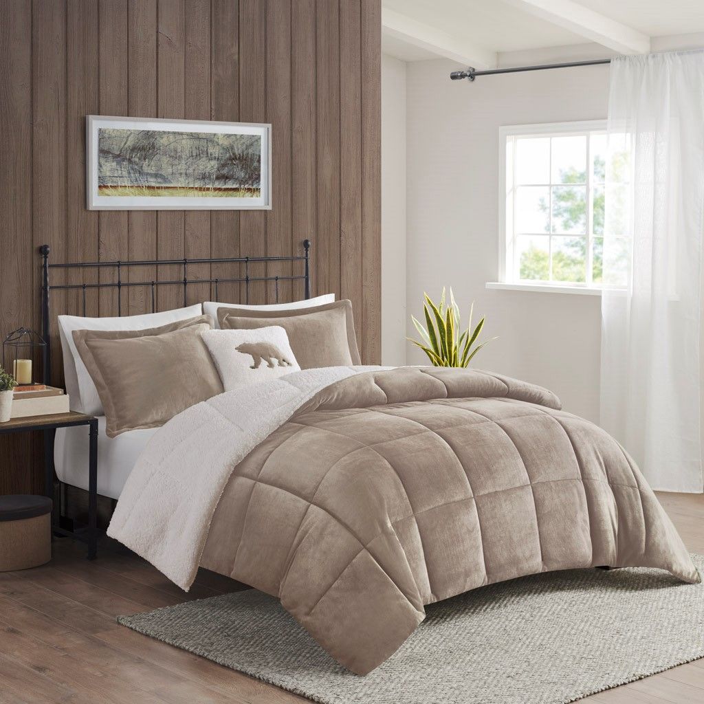 American Native™ Sherpa Comforter - Queen